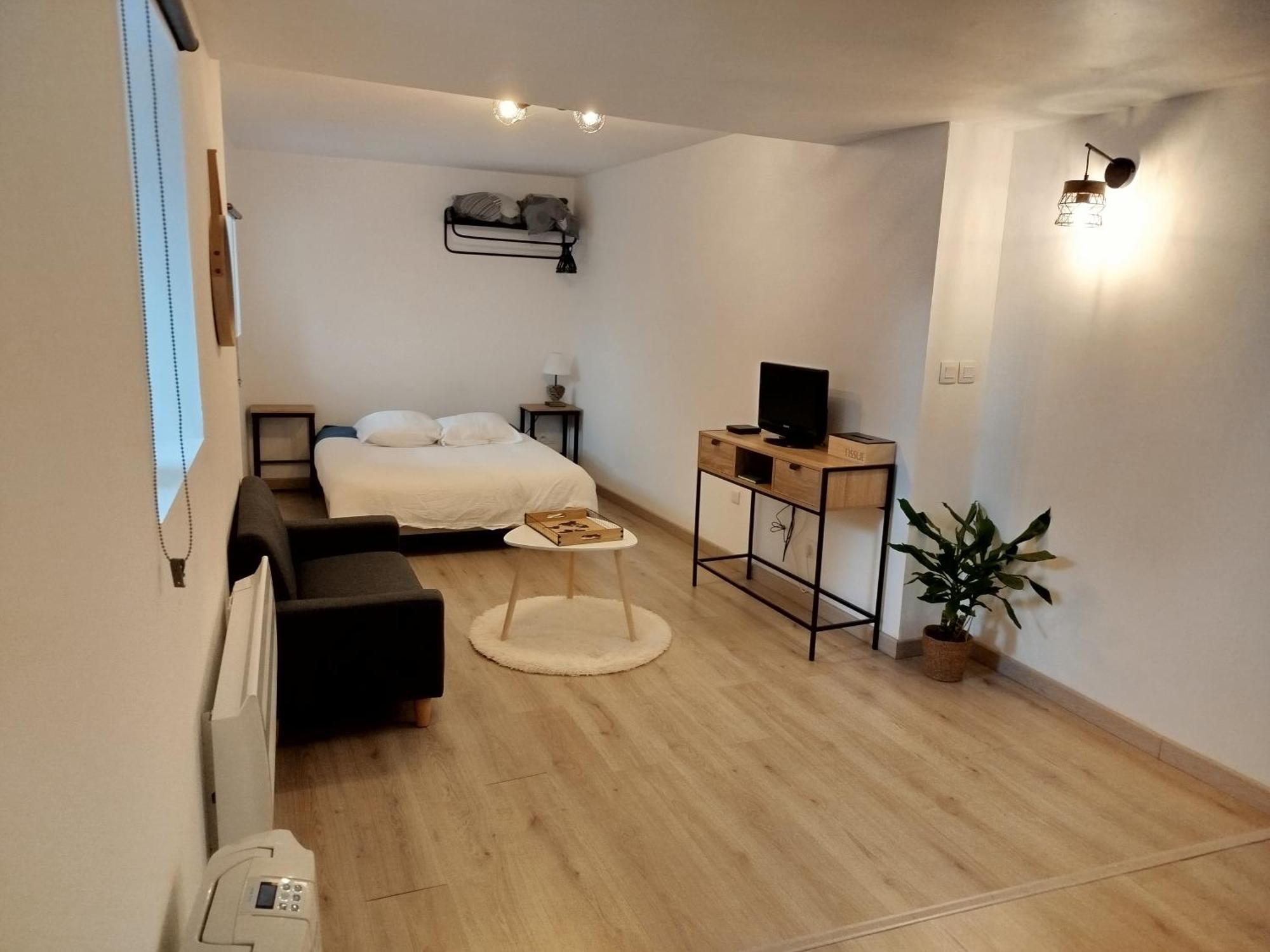 Chez Mathilde, Studio Sur Laval Laval  Zewnętrze zdjęcie